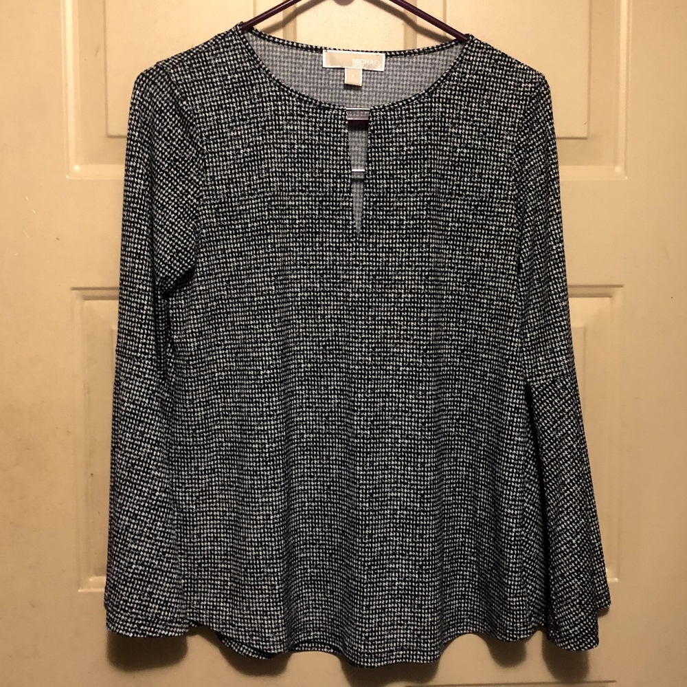 Michael Kors Women's Black and White shirt
